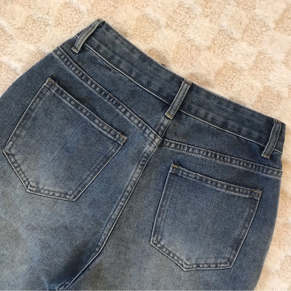 ROMWE NWOT Wide Leg High Rise Distressed Star themed Bermuda Shorts - Picture 4 of 8